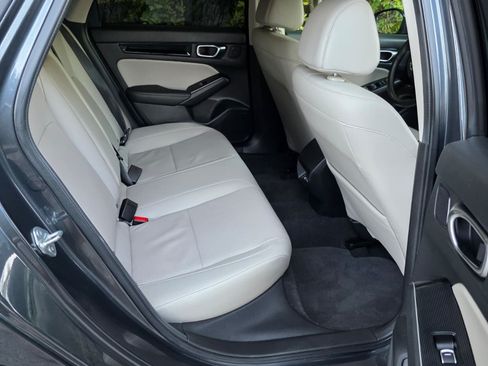 Used 2024 Honda Civic Touring image 12