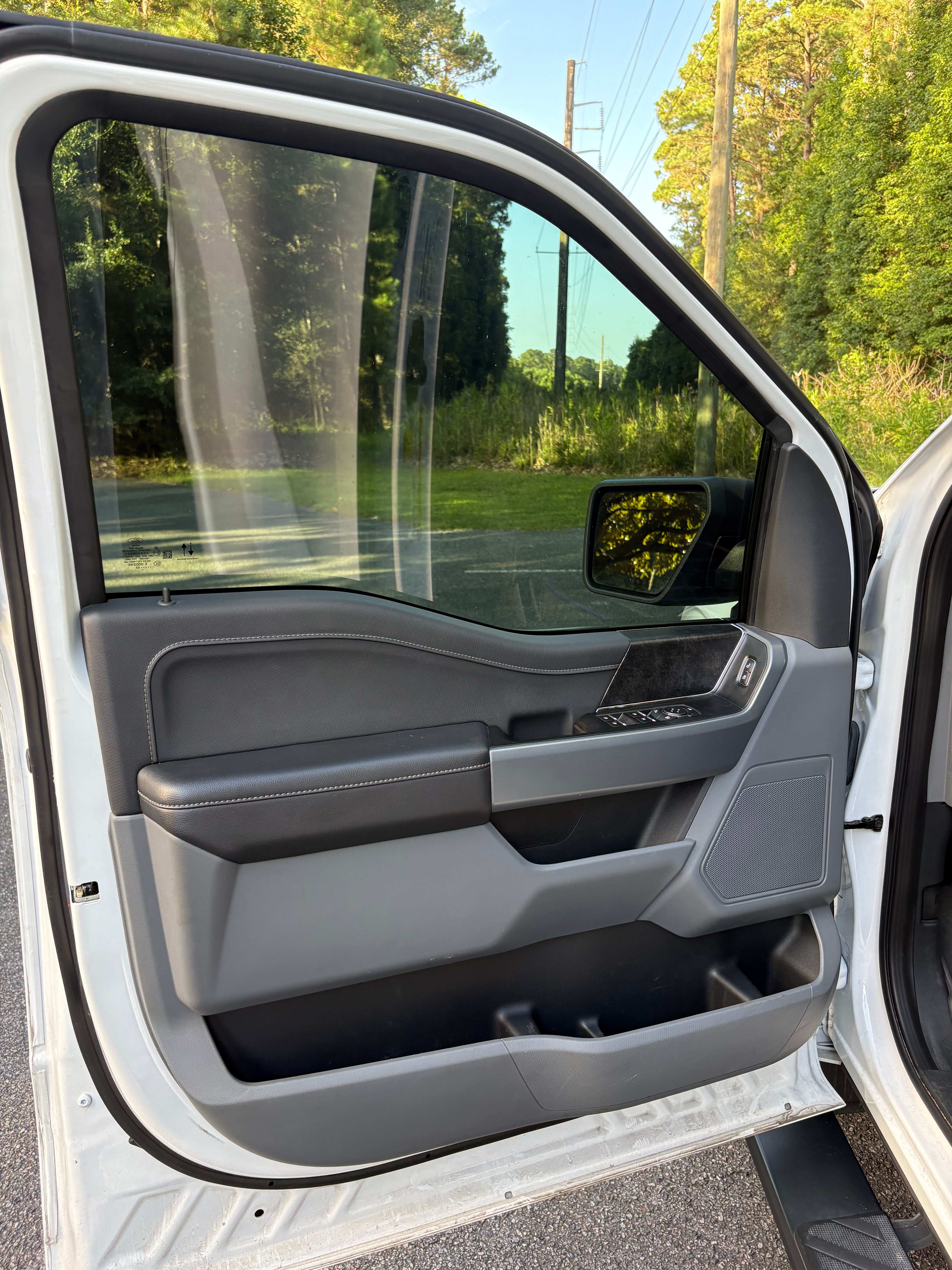 Used 2023 Ford F150 XLT w/ Equipment Group 301A Mid RWD image 15