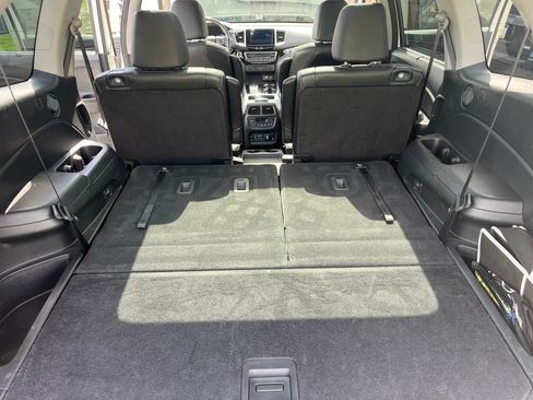 Used 2016 Honda Pilot Elite image 14