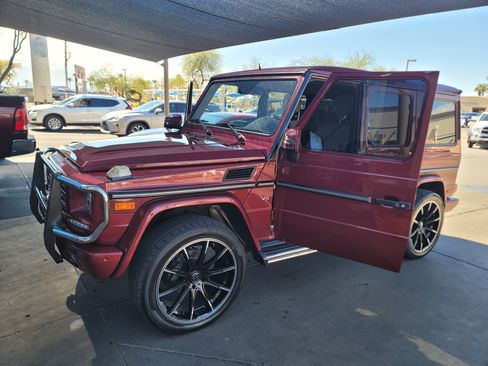 Used 2015 Mercedes-Benz G 550 image 6