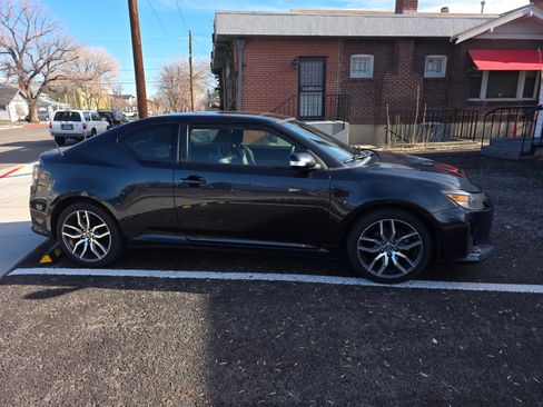 Used 2015 Scion tC image 1