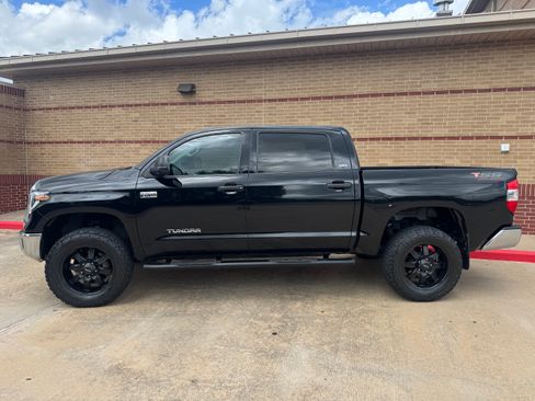 Used 2014 Toyota Tundra SR5 w/ SR5 Upgrade Package image 1