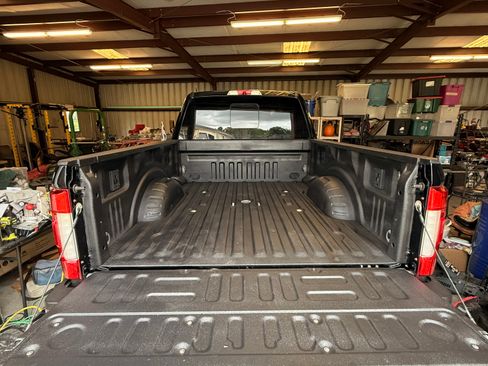 Used 2017 Ford F350 King Ranch w/ King Ranch Ultimate Package AWD/4WD image 19