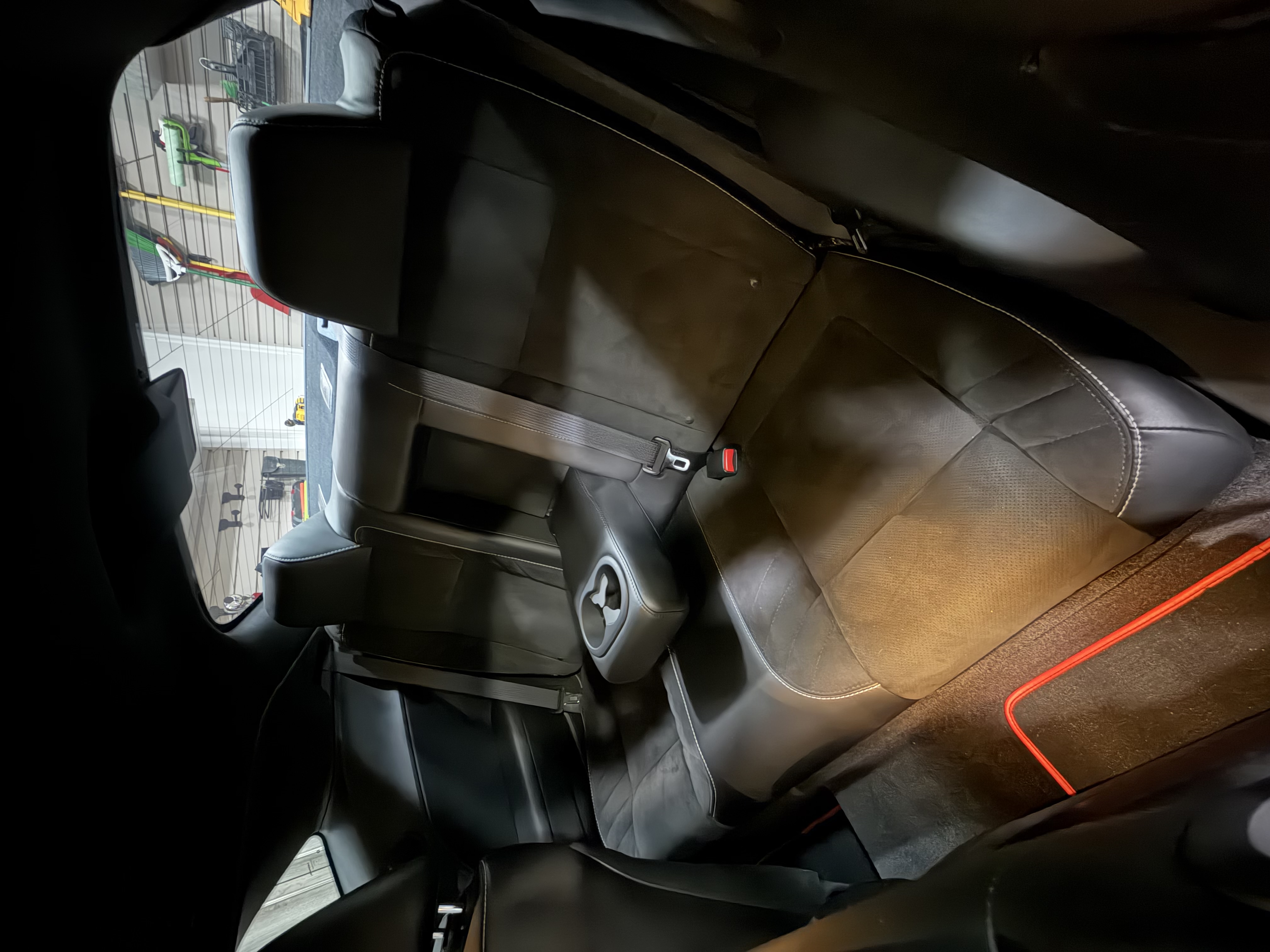 Used 2018 Dodge Challenger SRT Hellcat RWD image 13