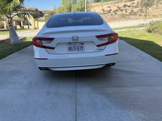 Used 2018 Honda Accord Touring image 4