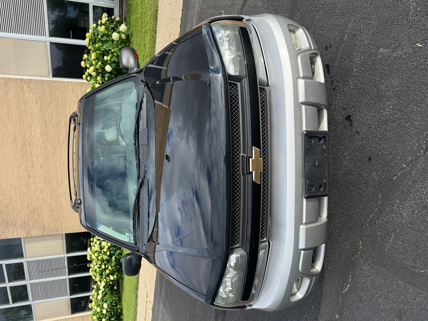 Used 2005 Chevrolet TrailBlazer LT AWD/4WD image 2