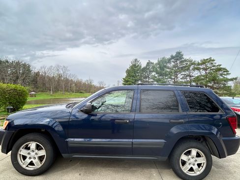 Used 2005 Jeep Grand Cherokee Laredo image 2