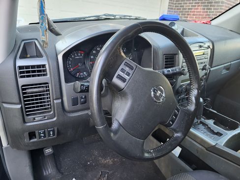 Used 2007 Nissan Armada SE w/ Bose Pkg image 9