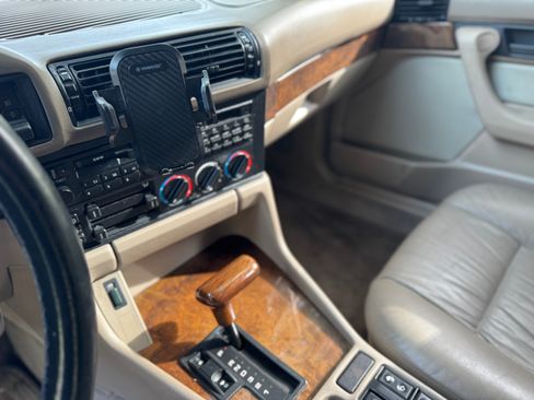 Used 1994 BMW 525i Wagon image 11