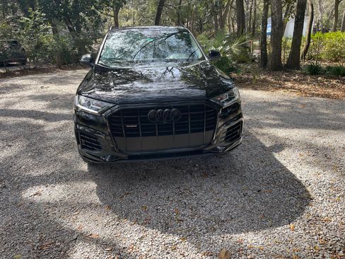 Used 2021 Audi Q7 3.0T Premium Plus w/ Premium Plus Package image 4