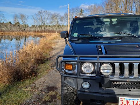 Used 2005 HUMMER H2 w/ Preferred Equipment Group image 5