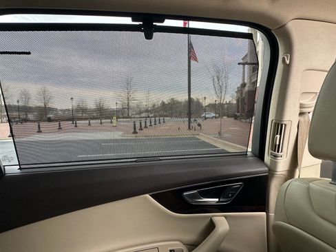 Used 2018 Audi Q7 3.0T Prestige w/ Prestige Package image 22