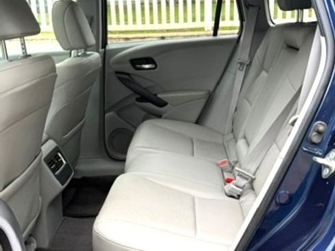 Used 2017 Acura RDX w/ Advance Package FWD image 11