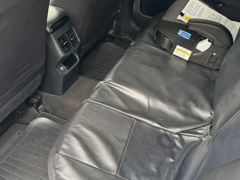 Used 2022 Kia Seltos S FWD image 7