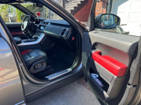 Used 2017 Land Rover Range Rover Sport Autobiography image 8