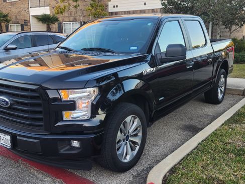 Used 2017 Ford F150 XL w/ Equipment Group 101A Mid image 1