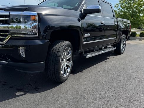 Used 2018 Chevrolet Silverado 1500 High Country image 5