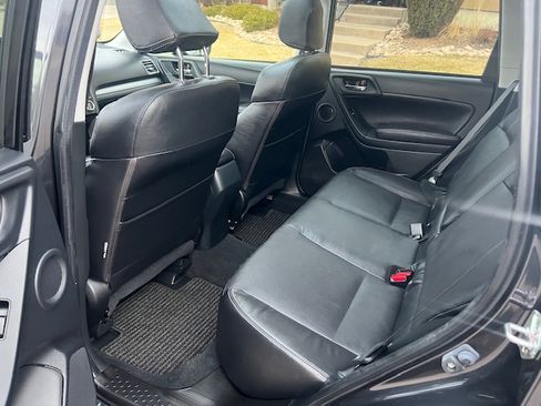 Used 2016 Subaru Forester 2.0XT Touring w/ Eyesight & Navigation System image 12