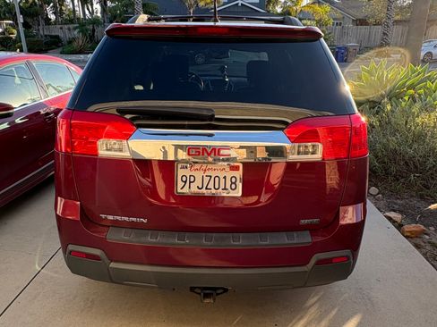 Used 2012 GMC Terrain SLT w/ Cargo Package image 10