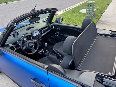 Used 2014 MINI Cooper S FWD image 12