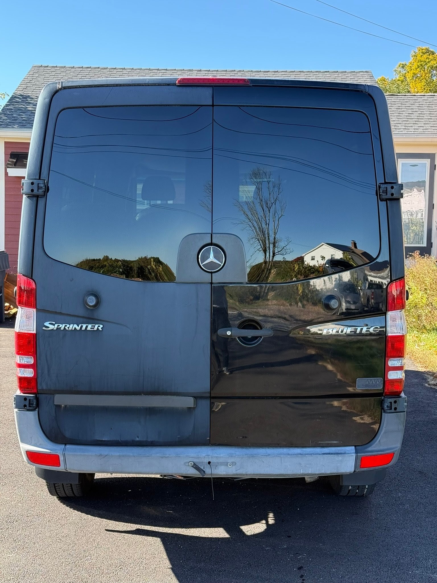 Used 2011 Mercedes-Benz Sprinter 2500 image 9