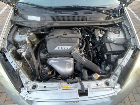 Used 2005 Toyota RAV4 2WD image 9