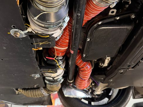 Used 2014 Nissan GT-R Black Edition image 26