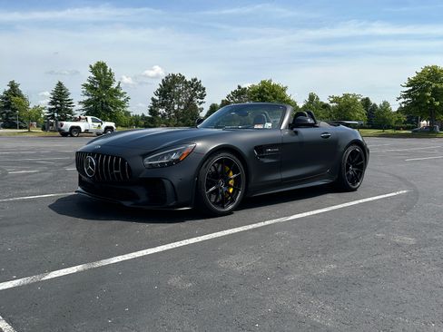 Used 2020 Mercedes-Benz AMG GT R image 17
