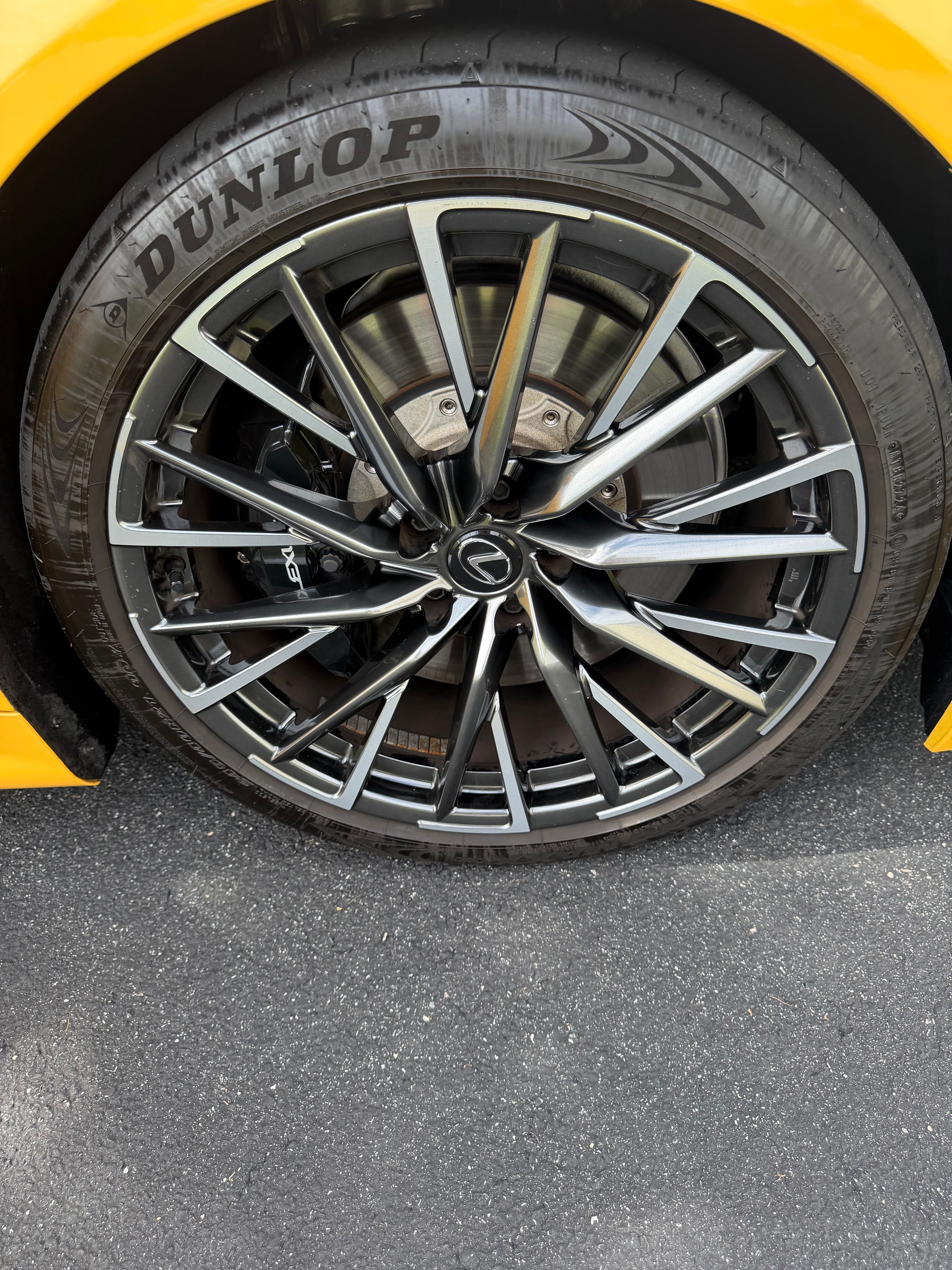 Used 2024 Lexus LC 500 Coupe w/ Touring Package RWD image 13