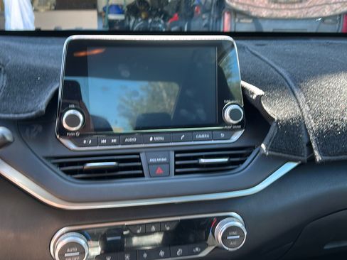 Used 2020 Nissan Altima 2.5 SV FWD image 8