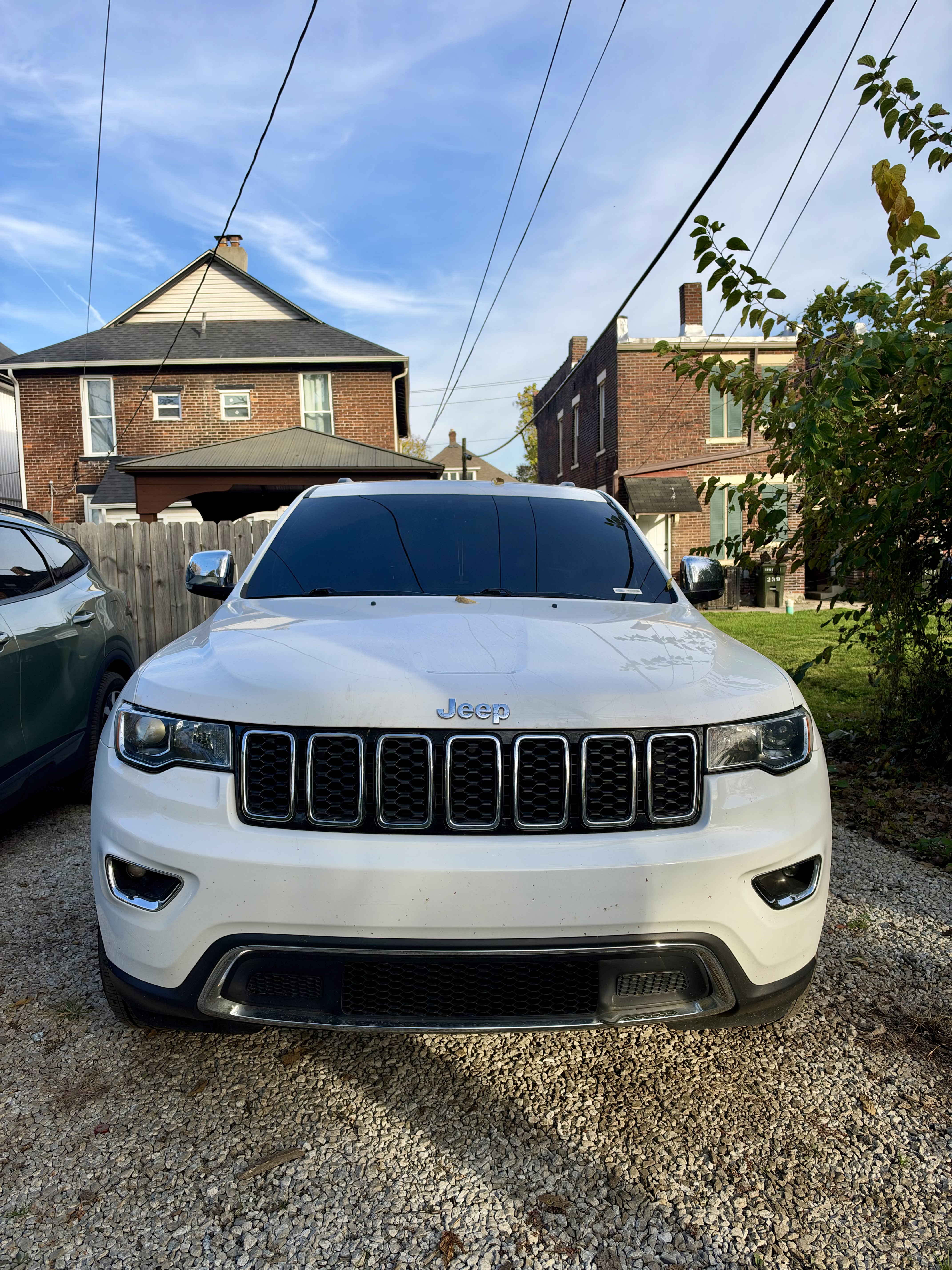Used 2020 Jeep Grand Cherokee Limited AWD/4WD image 1