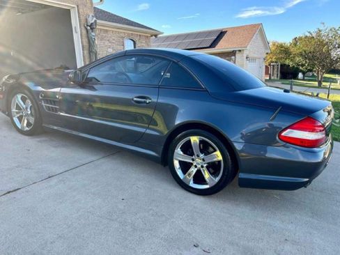 Used 2009 Mercedes-Benz SL 550 image 1