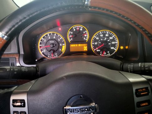 Used 2010 Nissan Armada Platinum w/ Captain Seat Pkg image 9