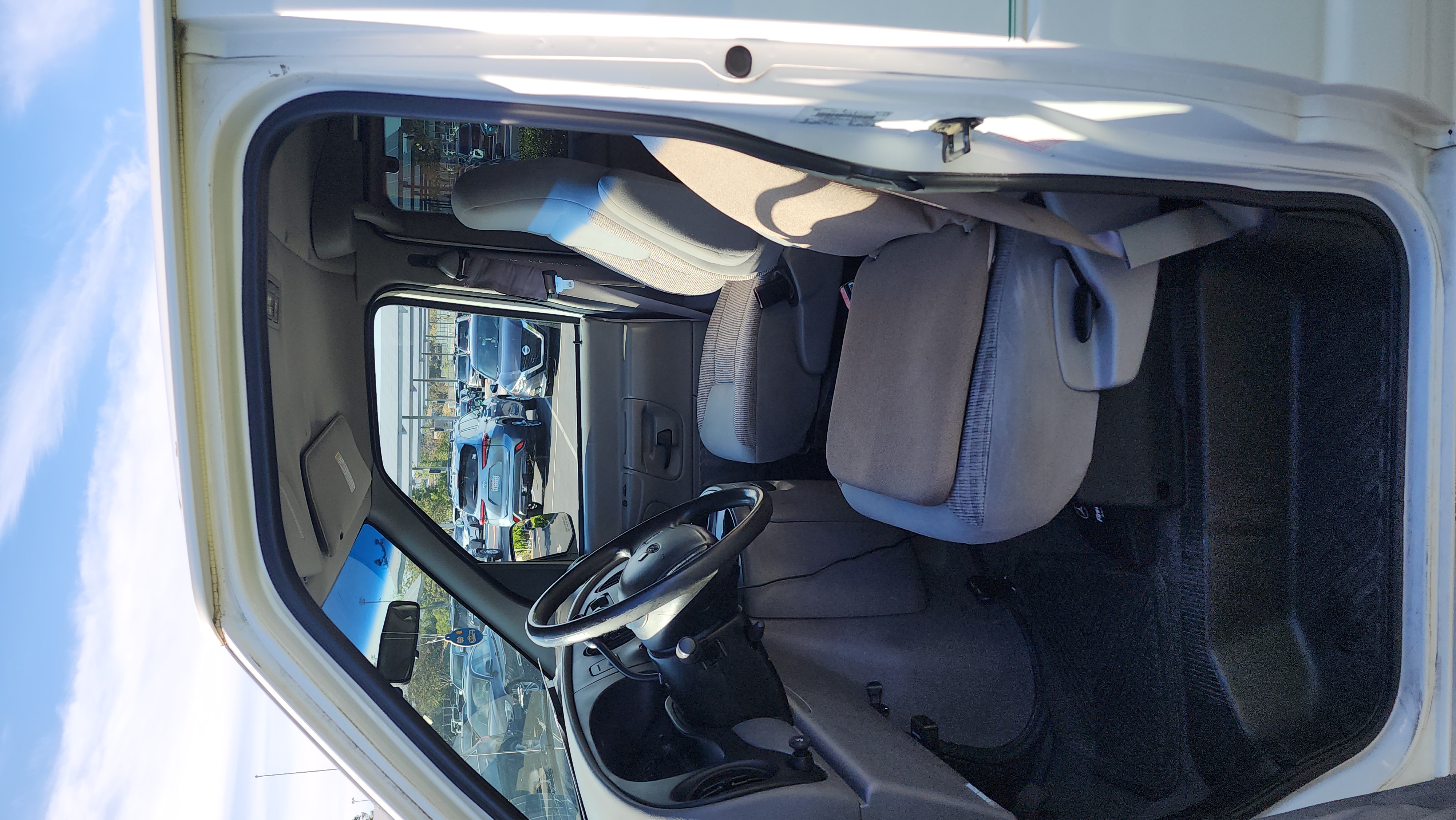 Used 1999 Ford E-350 and Econoline 350 Club Wagon RWD image 10