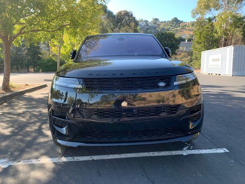 Used 2023 Land Rover Range Rover Sport First Edition image 2