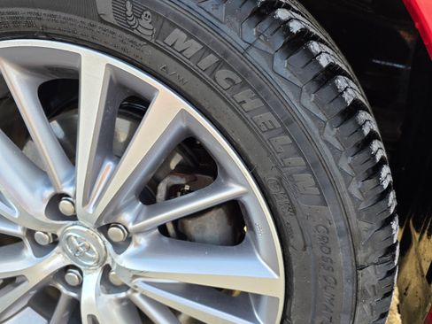 Used 2014 Toyota Corolla LE image 6