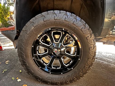 Used 2015 Chevrolet Silverado 2500 LTZ w/ Duramax Plus Package AWD/4WD image 9