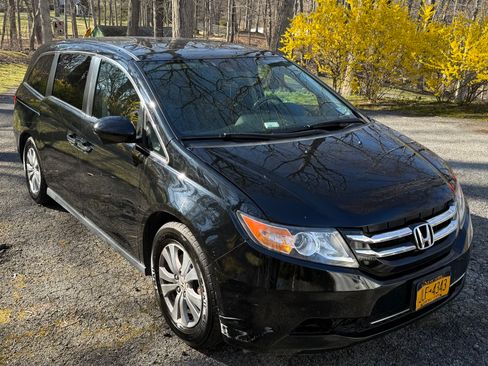 Used 2016 Honda Odyssey EX-L image 4