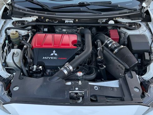 Used 2013 Mitsubishi Lancer Evolution GSR image 13