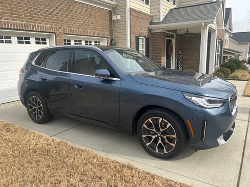 Used 2026 BMW X3 xDrive30 w/ Premium Package image 4