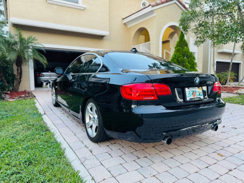 Used 2011 BMW 335i Coupe image 11