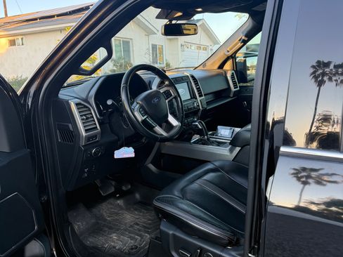 Used 2020 Ford F150 Platinum image 11