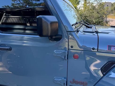Used 2024 Jeep Wrangler Unlimited Rubicon AWD/4WD image 15
