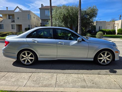 Used 2013 Mercedes-Benz C 250 Sedan image 5