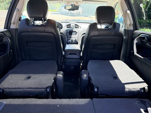 Used 2016 Buick Enclave Leather w/ Trailering Package FWD image 13