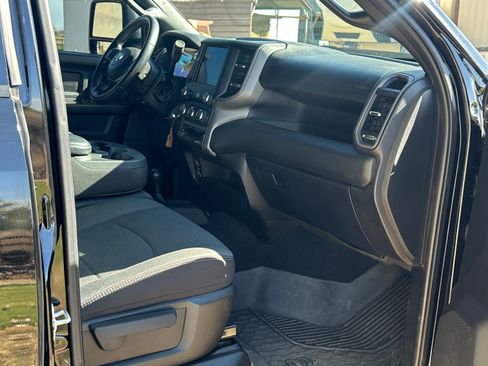 Used 2023 RAM 3500 Tradesman image 9