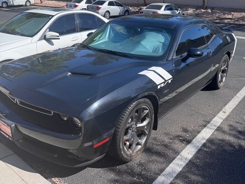 Used 2015 Dodge Challenger R/T Plus image 1