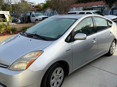 Used 2008 Toyota Prius image 1