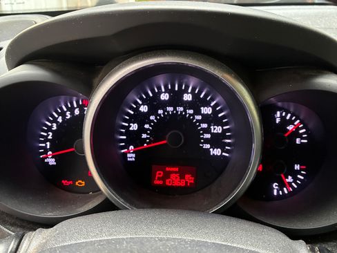 Used 2013 Kia Soul + w/ Eco Pkg FWD image 6
