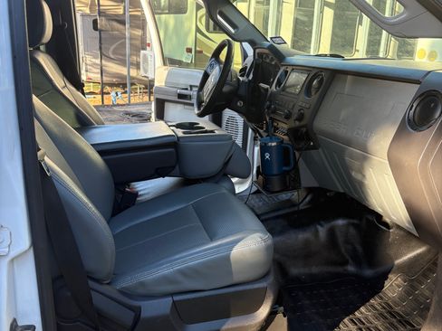 Used 2015 Ford F350 XL w/ Power Equipment Group image 12